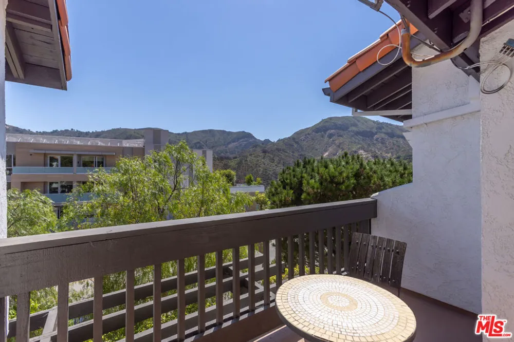 1541 Palisades Drive Pacific Palisades, CA 90272
