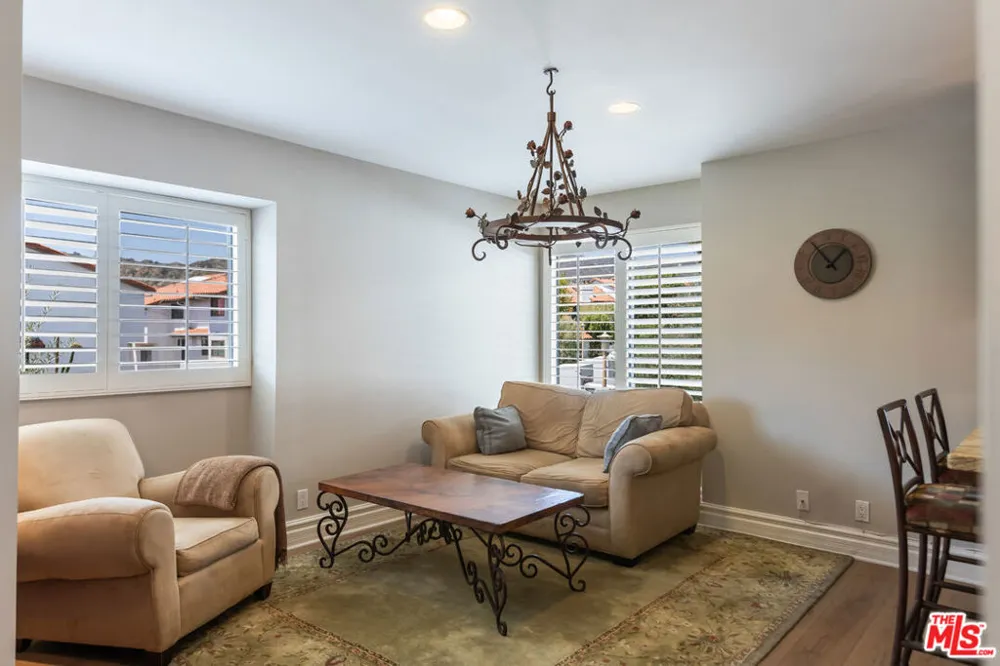 1541 Palisades Drive Pacific Palisades, CA 90272