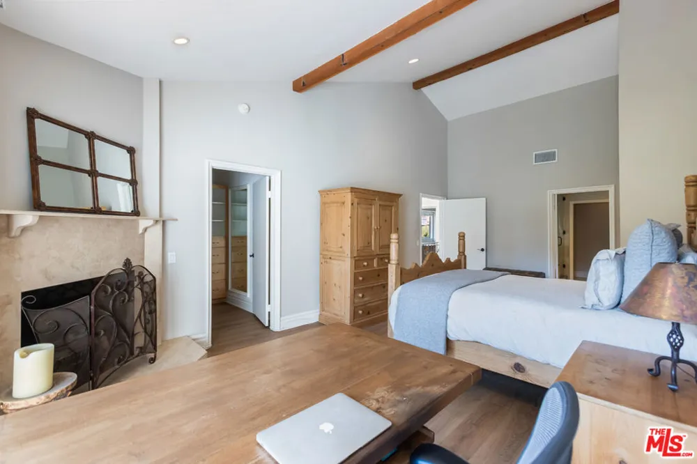 1541 Palisades Drive Pacific Palisades, CA 90272