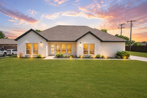 925 Balkan Drive