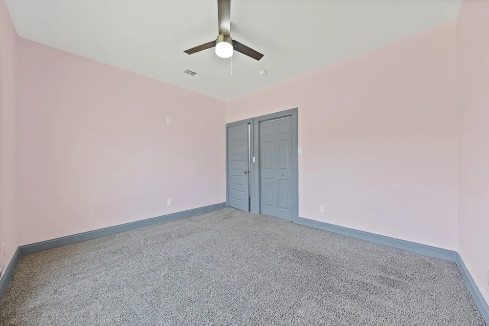 925 Balkan Drive Lancaster, TX 75134