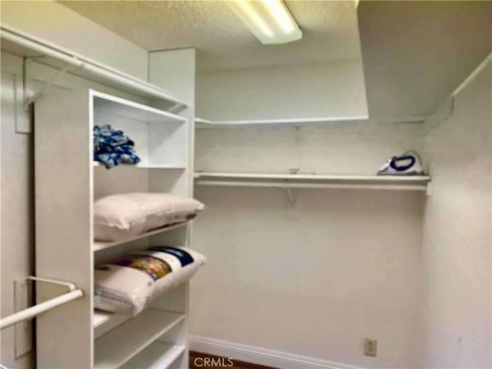 3112 W Avenue N #B Palmdale, CA 93551