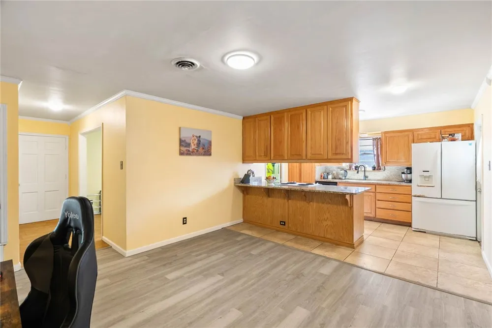 107 Daniel Moore Street Portland, TX 78374