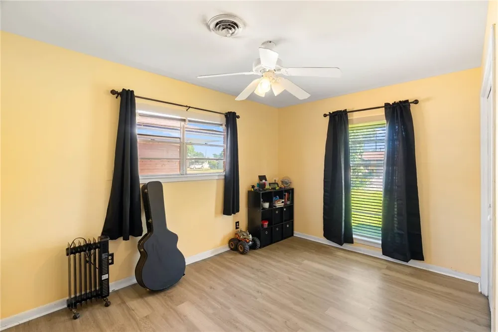 107 Daniel Moore Street Portland, TX 78374