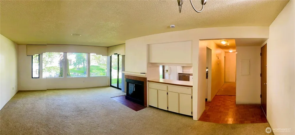 1101 Bellefield Park Lane #1103 Bellevue, WA 98004