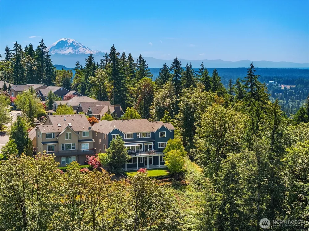 13907 SE 81st Place Newcastle, WA 98059