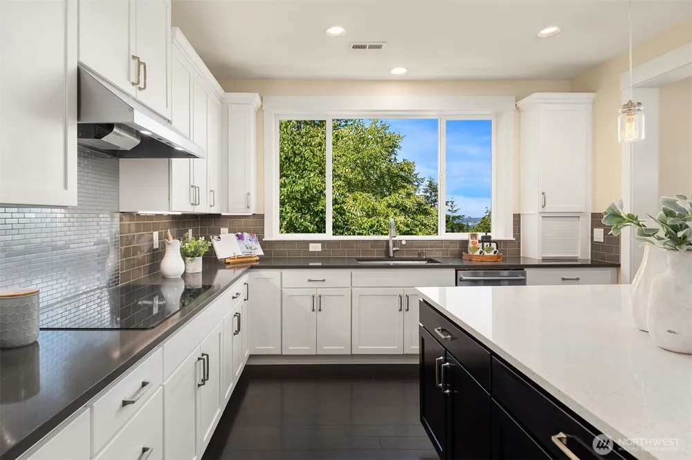 13907 SE 81st Place Newcastle, WA 98059