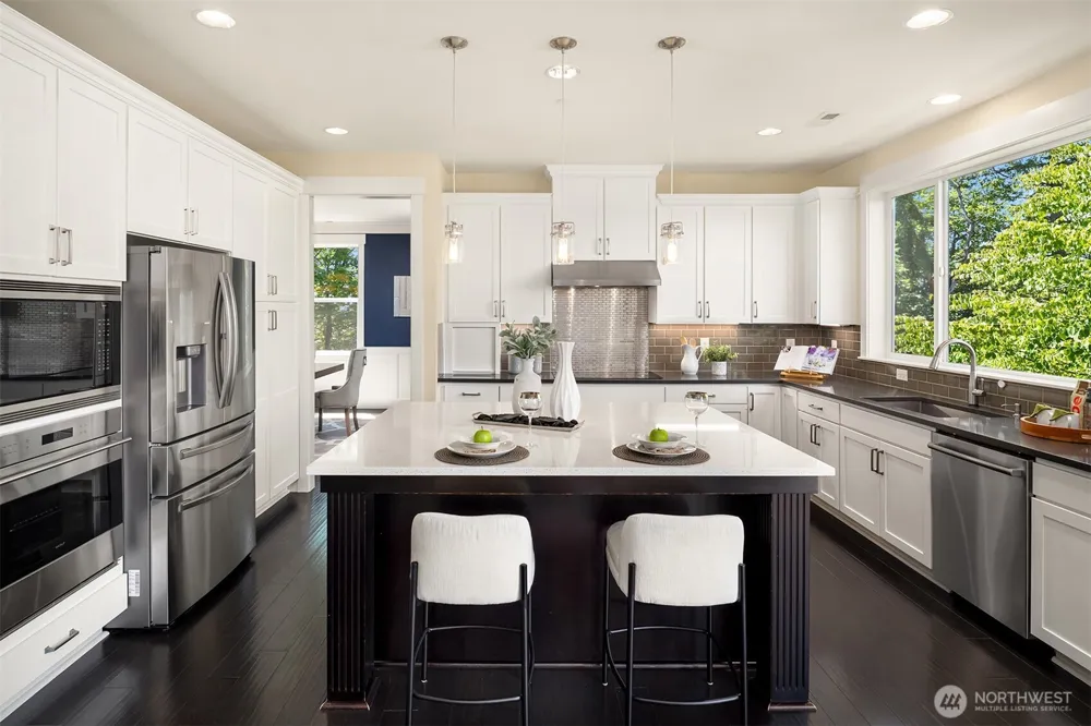 13907 SE 81st Place Newcastle, WA 98059