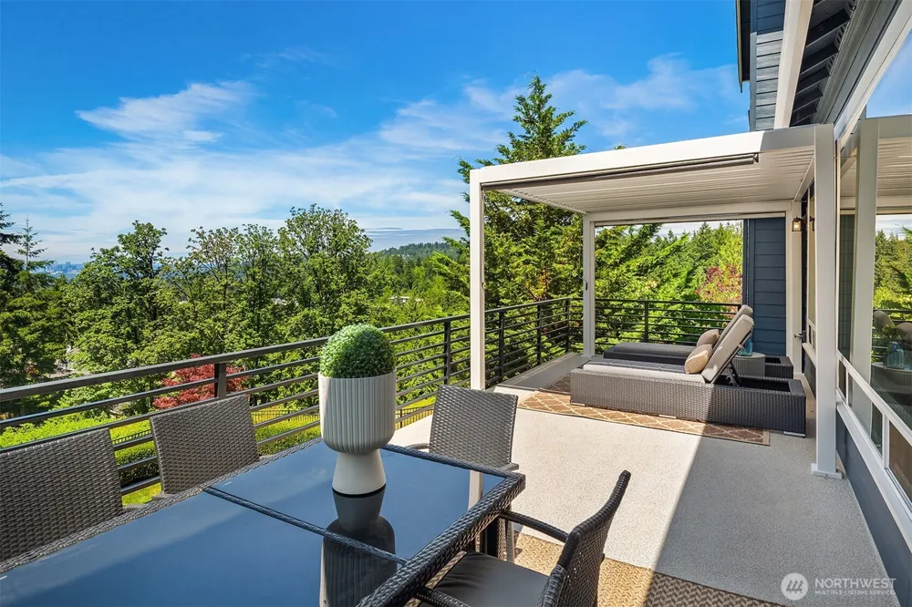 13907 SE 81st Place Newcastle, WA 98059