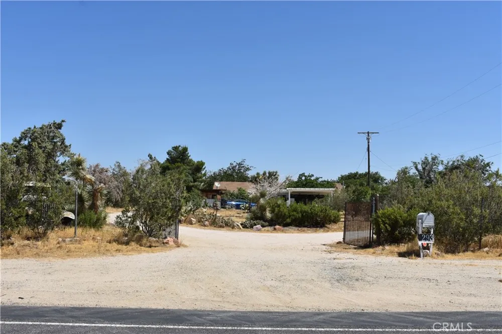 6293 Backus Road Mojave, CA 93501