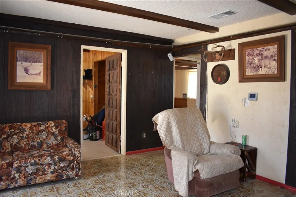 6293 Backus Road Mojave, CA 93501