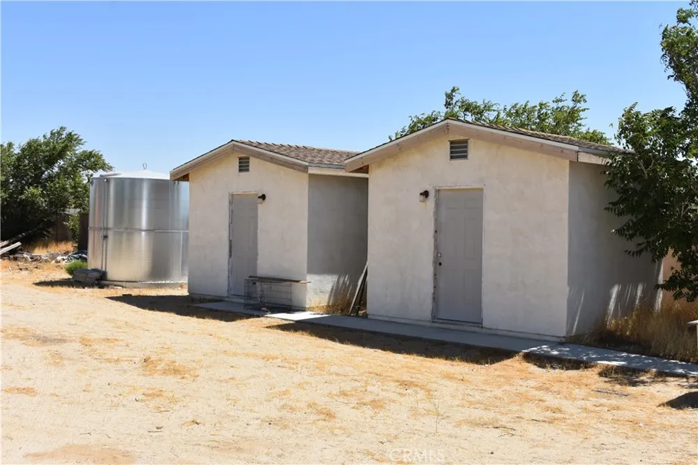 6293 Backus Road Mojave, CA 93501