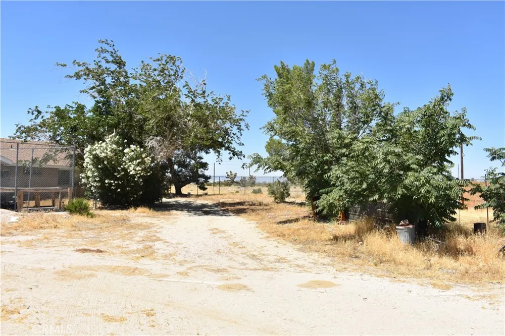 6293 Backus Road Mojave, CA 93501