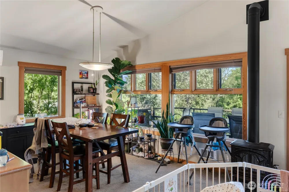 308 Washington Street Winthrop, WA 98862
