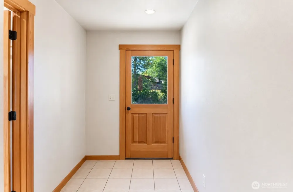 308 Washington Street Winthrop, WA 98862