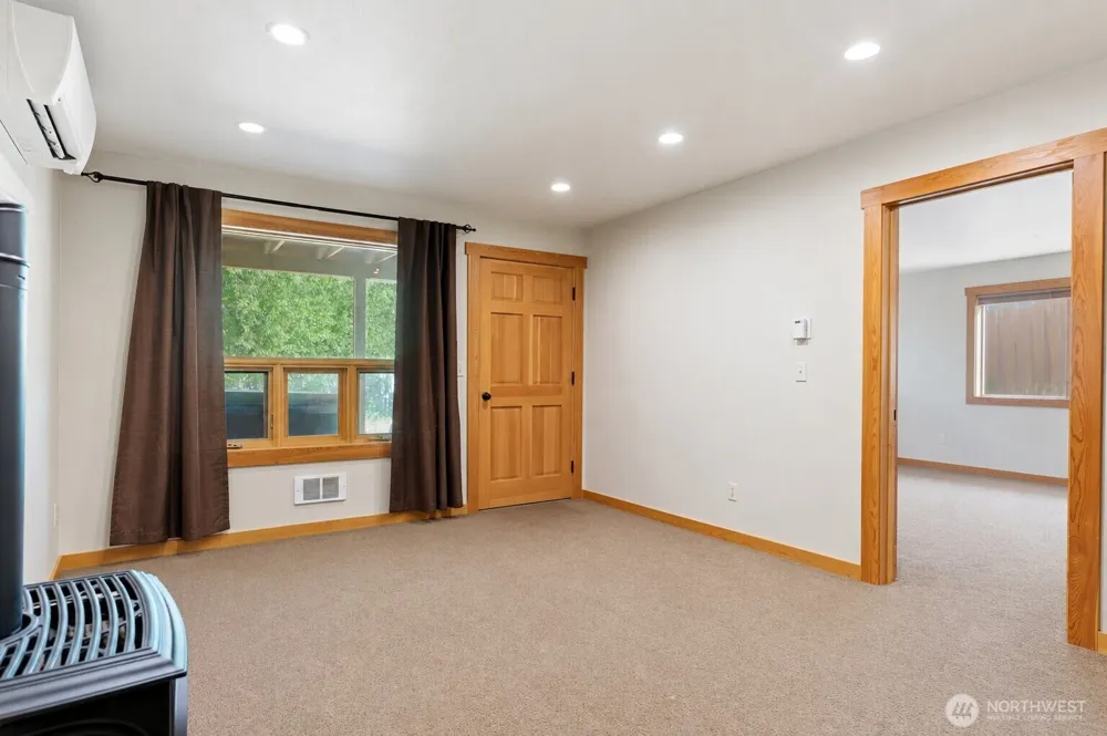 308 Washington Street Winthrop, WA 98862