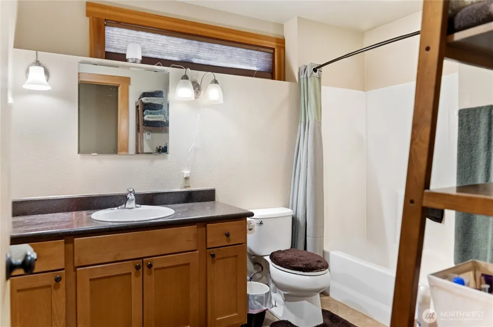 308 Washington Street Winthrop, WA 98862
