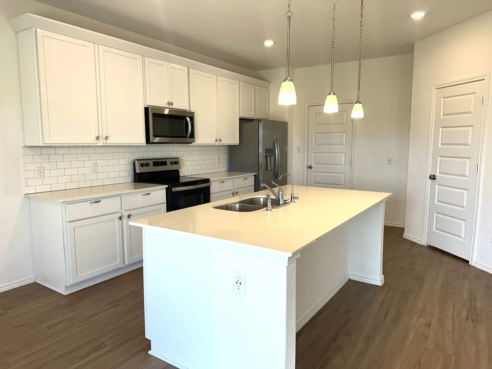 2141 Hiddenbrooke Pass Seguin, TX 78155