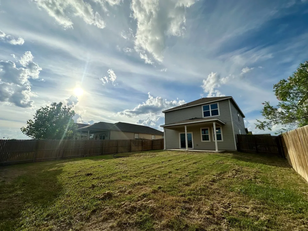 2141 Hiddenbrooke Pass Seguin, TX 78155