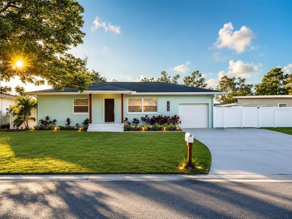 1405 TEMPLE STREET Clearwater, FL 33756