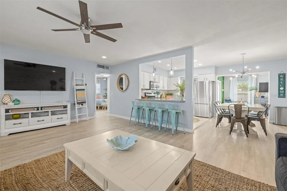 1405 TEMPLE STREET Clearwater, FL 33756