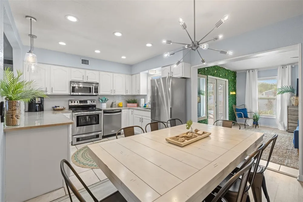 1405 TEMPLE STREET Clearwater, FL 33756