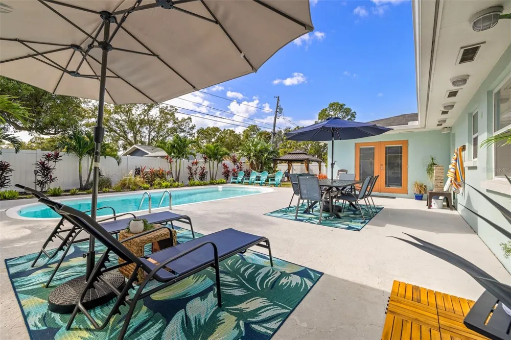 1405 TEMPLE STREET Clearwater, FL 33756