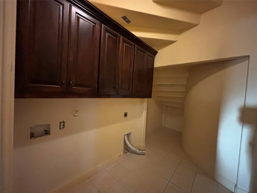 2807 Borama Drive Irving, TX 75062
