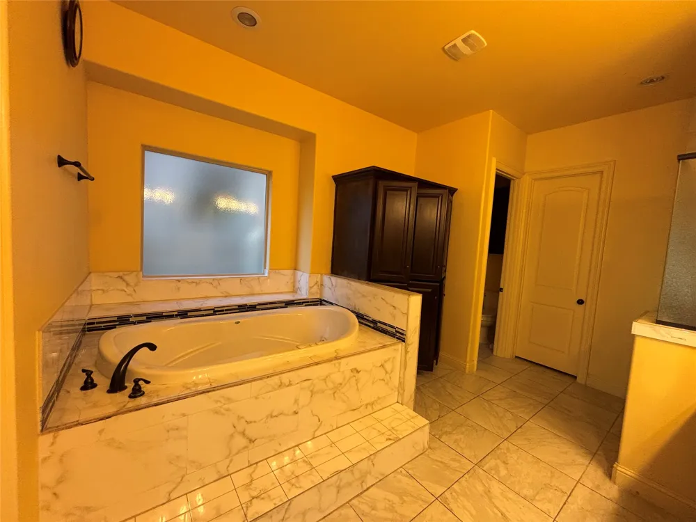 2807 Borama Drive Irving, TX 75062