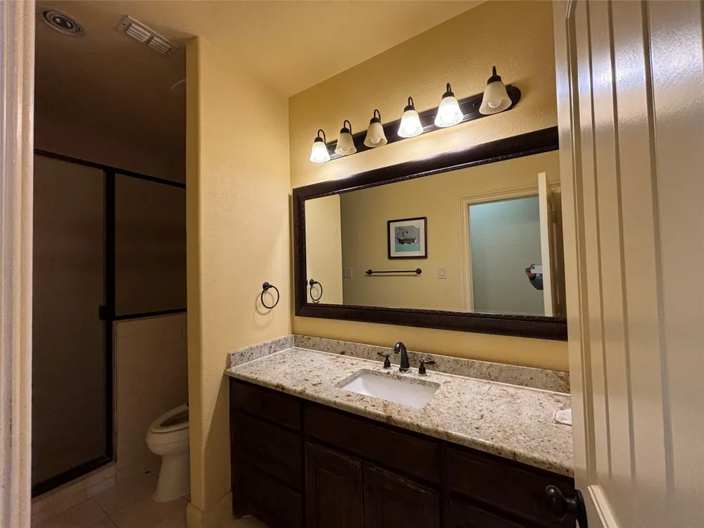 2807 Borama Drive Irving, TX 75062