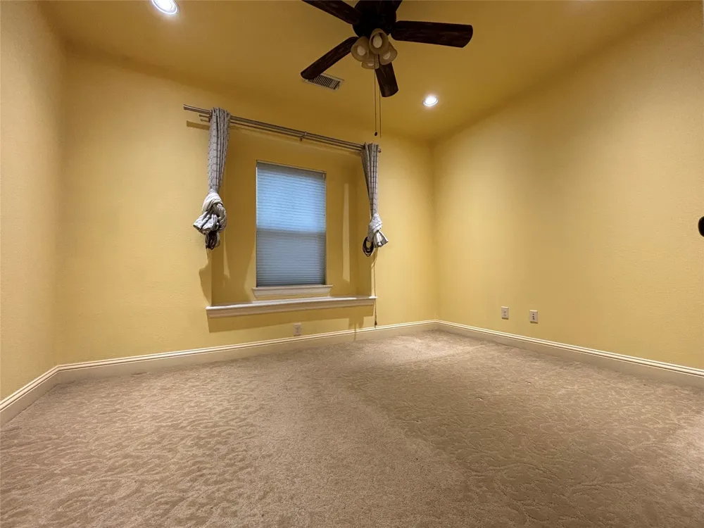 2807 Borama Drive Irving, TX 75062