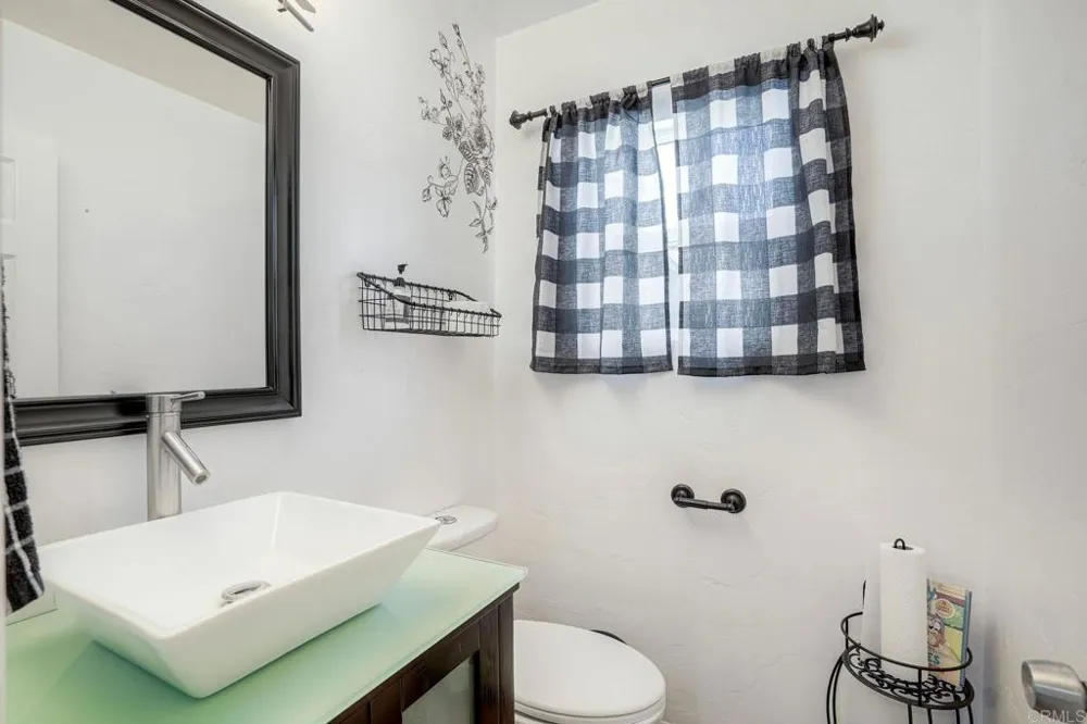 3726 Nassau Drive San Diego, CA 92115