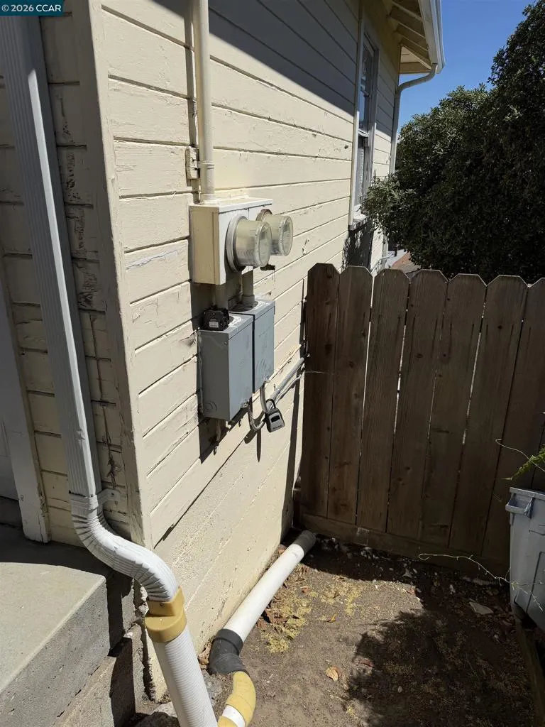 2344 Scenic Ave Martinez, CA 94553