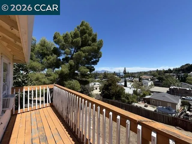 2344 Scenic Ave Martinez, CA 94553