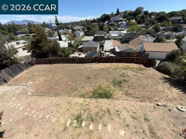 2344 Scenic Ave Martinez, CA 94553