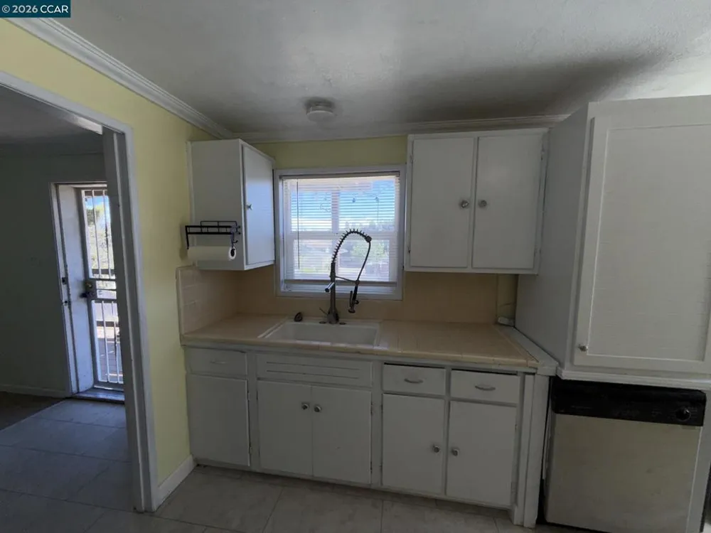 2344 Scenic Ave Martinez, CA 94553