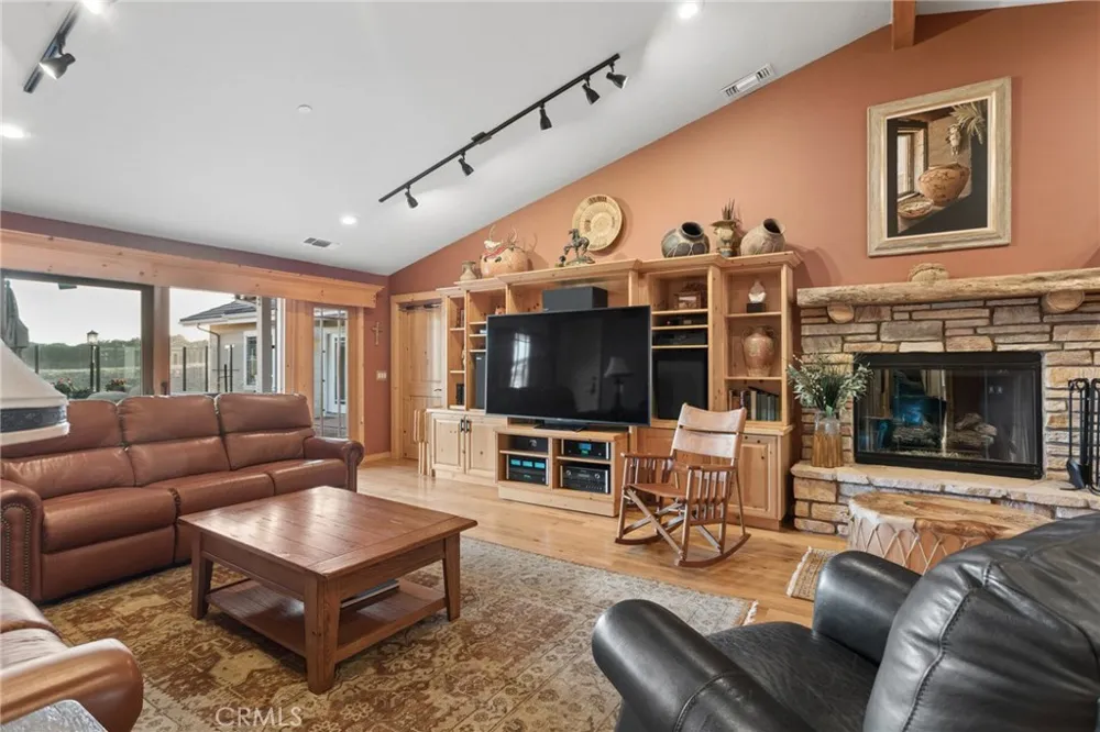 2490 Nightshade Arroyo Grande, CA 93420