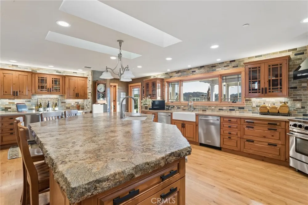 2490 Nightshade Arroyo Grande, CA 93420