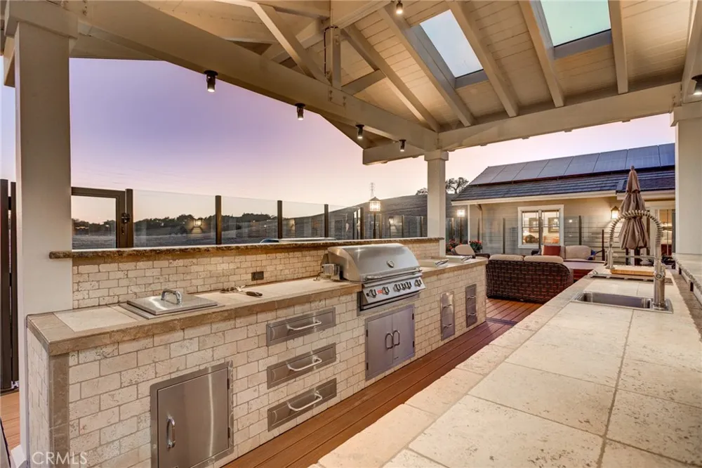 2490 Nightshade Arroyo Grande, CA 93420