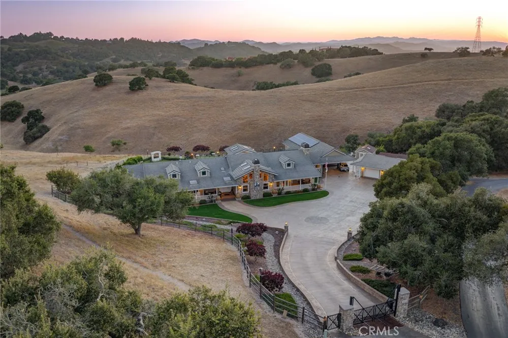 2490 Nightshade Arroyo Grande, CA 93420