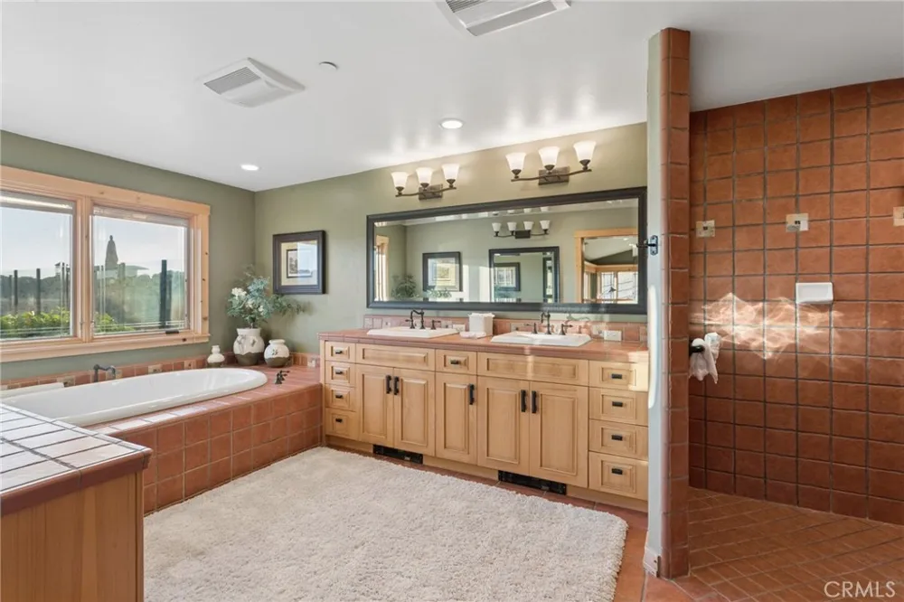2490 Nightshade Arroyo Grande, CA 93420