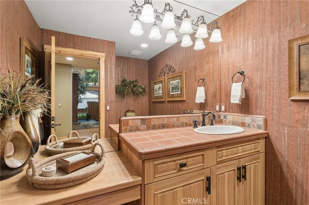 2490 Nightshade Arroyo Grande, CA 93420