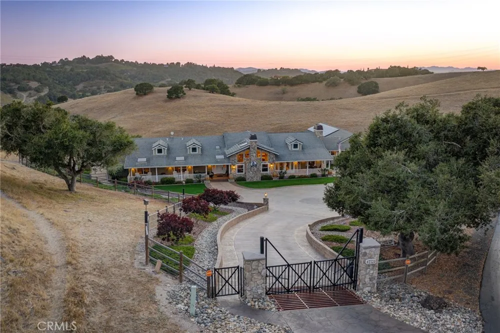 2490 Nightshade Arroyo Grande, CA 93420
