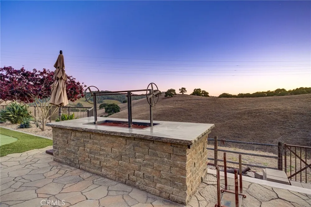 2490 Nightshade Arroyo Grande, CA 93420