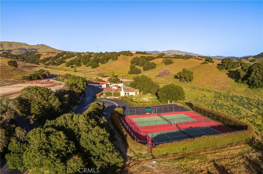 2490 Nightshade Arroyo Grande, CA 93420