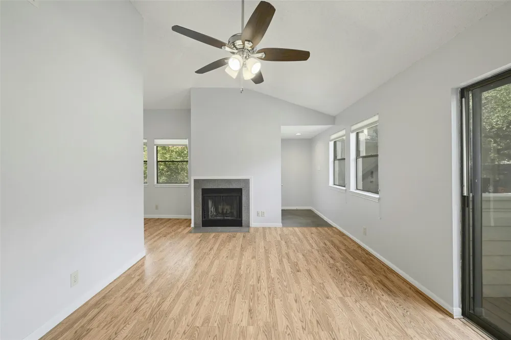 9226 Jollyville Road #221 Austin, TX 78759