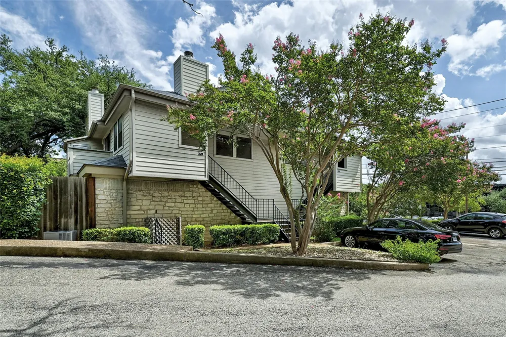 9226 Jollyville Road #221 Austin, TX 78759