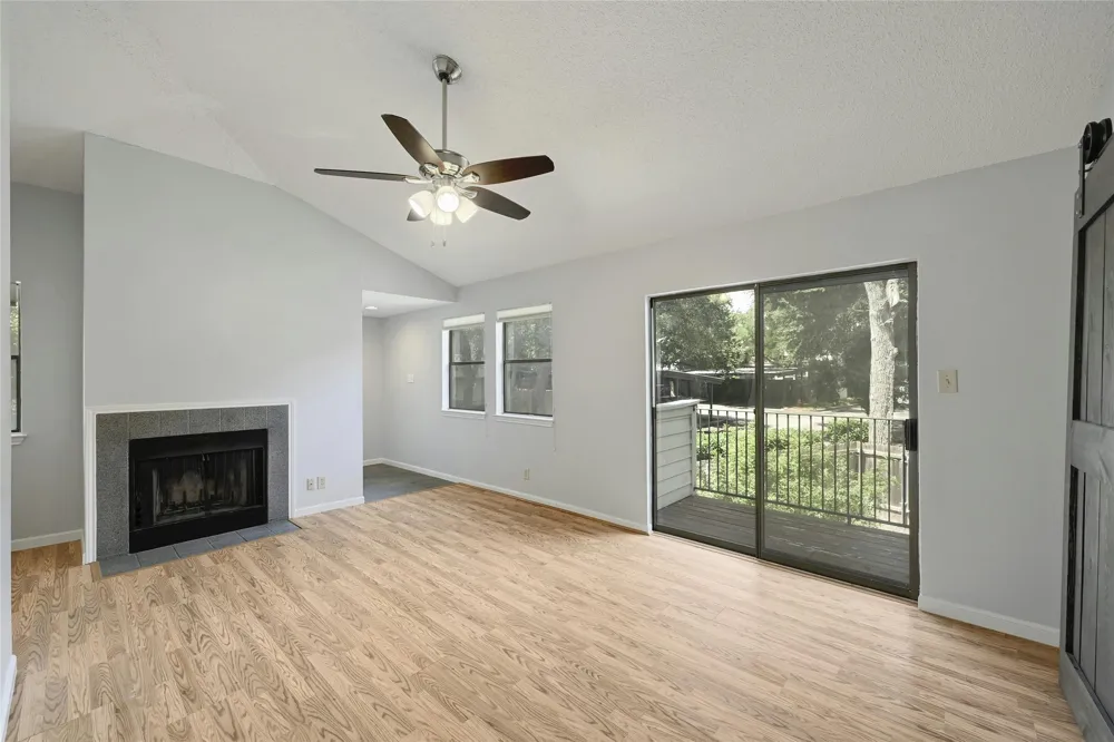 9226 Jollyville Road #221 Austin, TX 78759