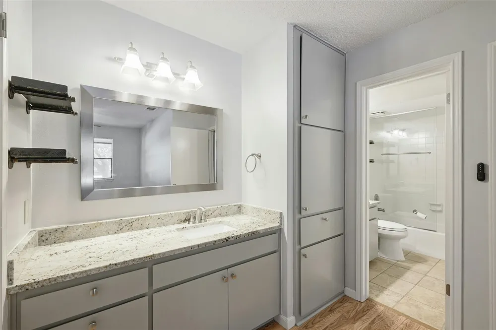 9226 Jollyville Road #221 Austin, TX 78759