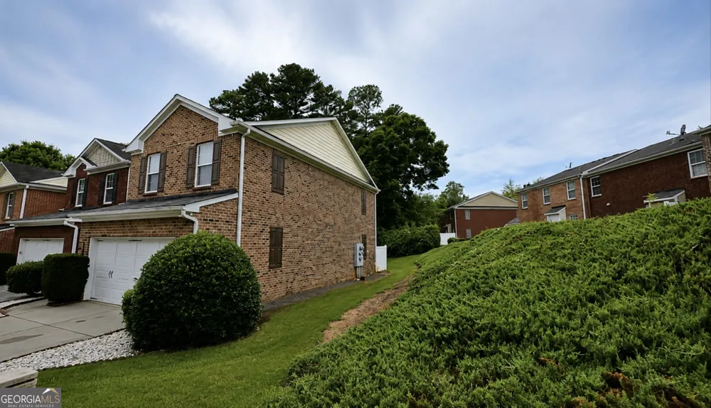 192 Bellewood Oak DR Tucker, GA 30084